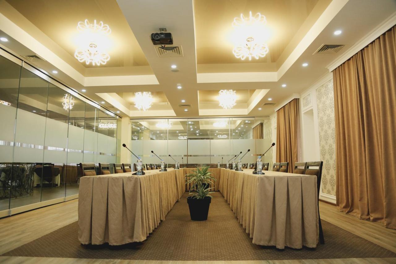 Hotel King David The Builder คูทายสิ ภายนอก รูปภาพ
