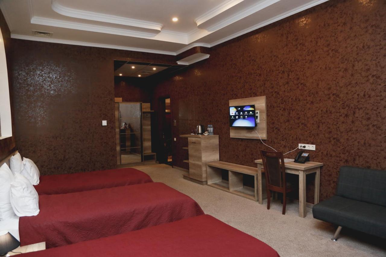 Hotel King David The Builder คูทายสิ ภายนอก รูปภาพ